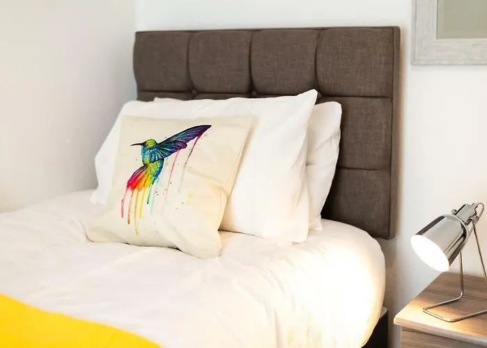 Fantastic Location - Tv In Every Bedroom!