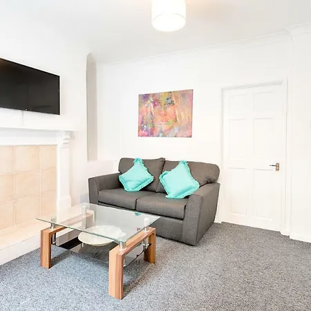 Fantastic Location - Tv In Every Bedroom! Swansea Exterior photo